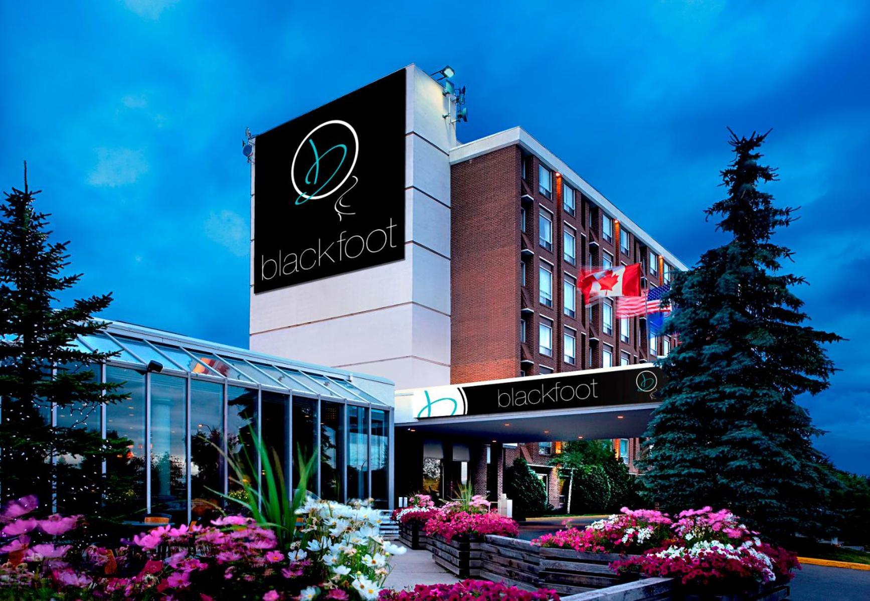 Hotel Blackfoot YYC Exterior foto