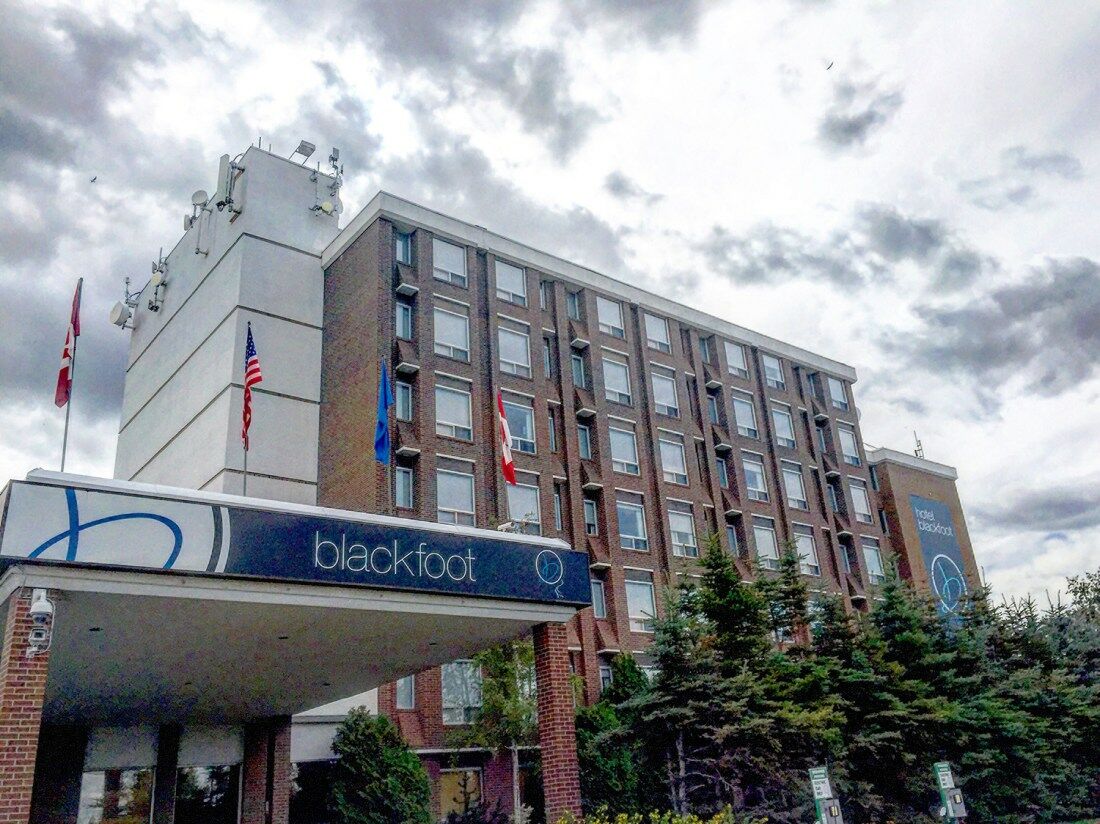 Hotel Blackfoot YYC Exterior foto